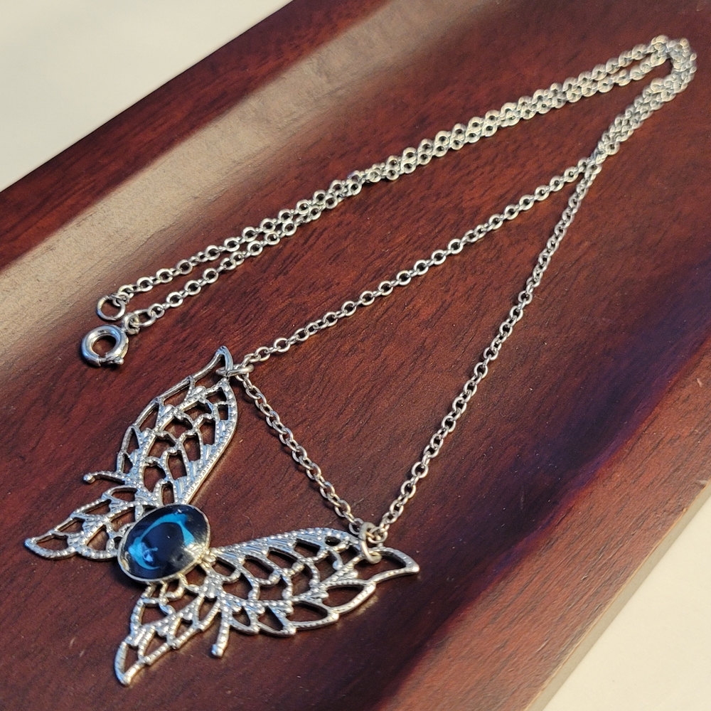 Butterfly Blue Multitonal Blue Center Accent On Silver-tone Butterfly Necklace - Picture 2 of 12